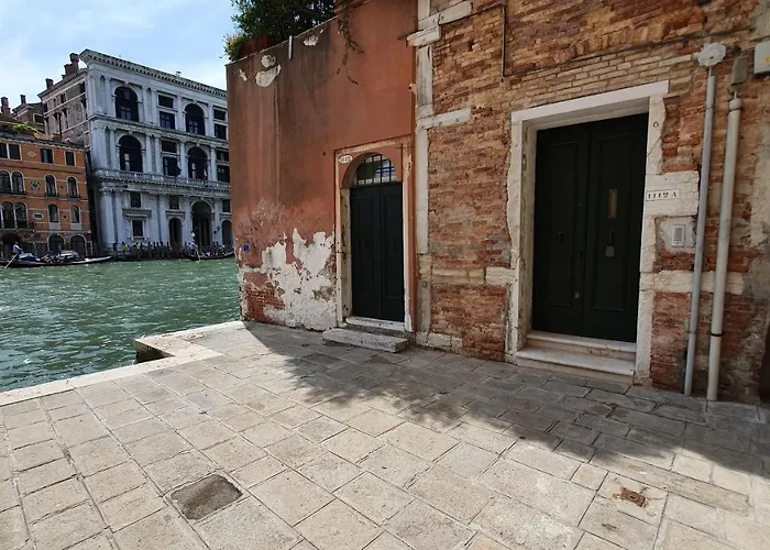 웰베니스 그랜드 카날 아파트 *